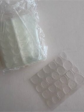 Clear Self-Adhesive Nail Tips Stickers - 500+ bundle